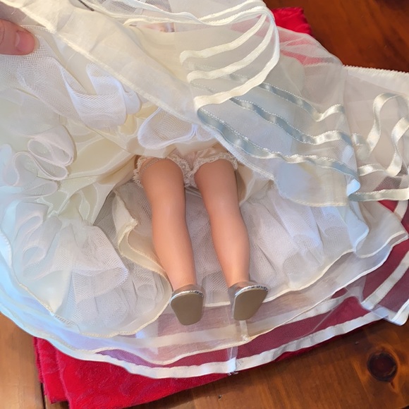 Madame Alexander Snow White doll style 1455 - Picture 13 of 15